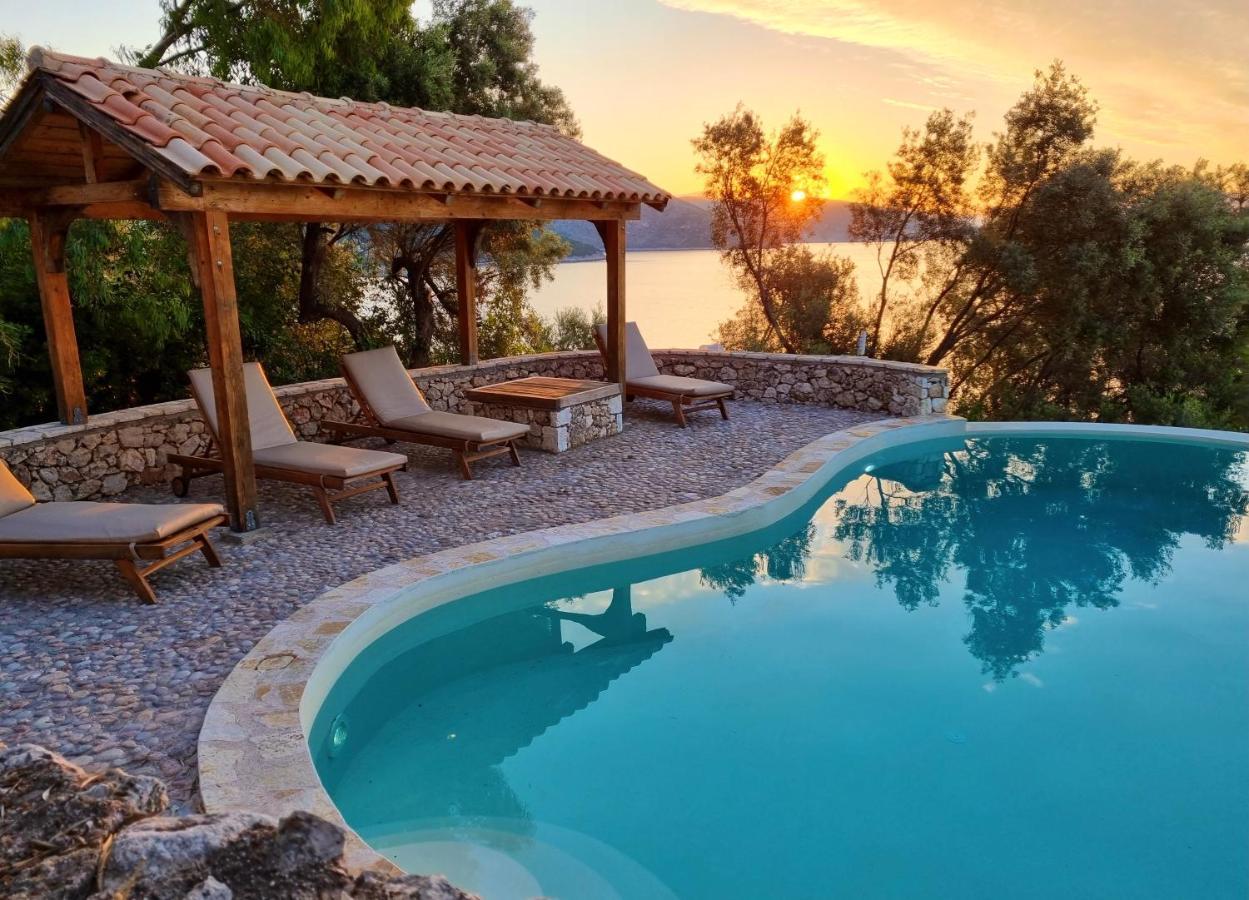 Villa Nautique - Waterfront Sivota  Exterior photo